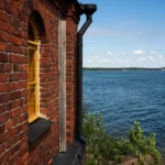 lonna-outdoor-sea-scaled-v2